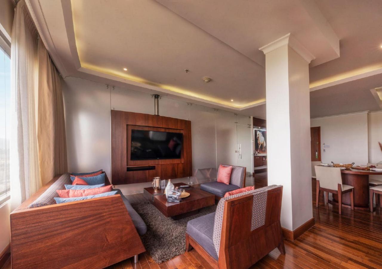 Hillary Nature Resort & Spa All Inclusive Arenillas Екстер'єр фото